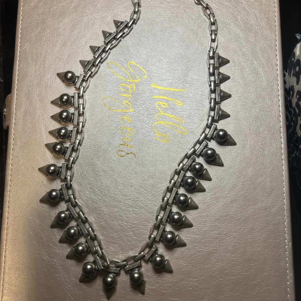 Stella & Dot Silver edgy Necklace